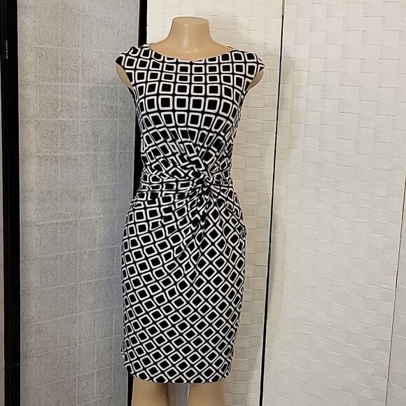 LAUREN RALPH LAUREN GEOMETRIC PATTERN TWIST KNOT BOATNECK JERSEY DRESS - Picture 4 of 16